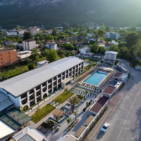 Hotel Monk Beldibi 4*