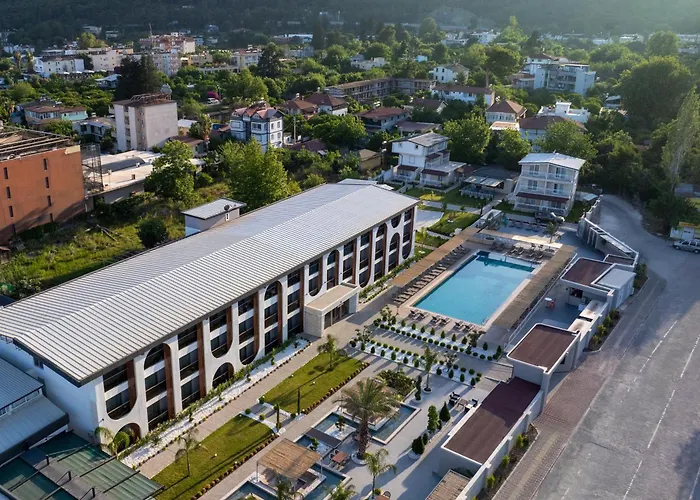 Hotel Monk Beldibi 4*